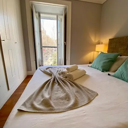 Exuberante Refugio No Centro De アパート